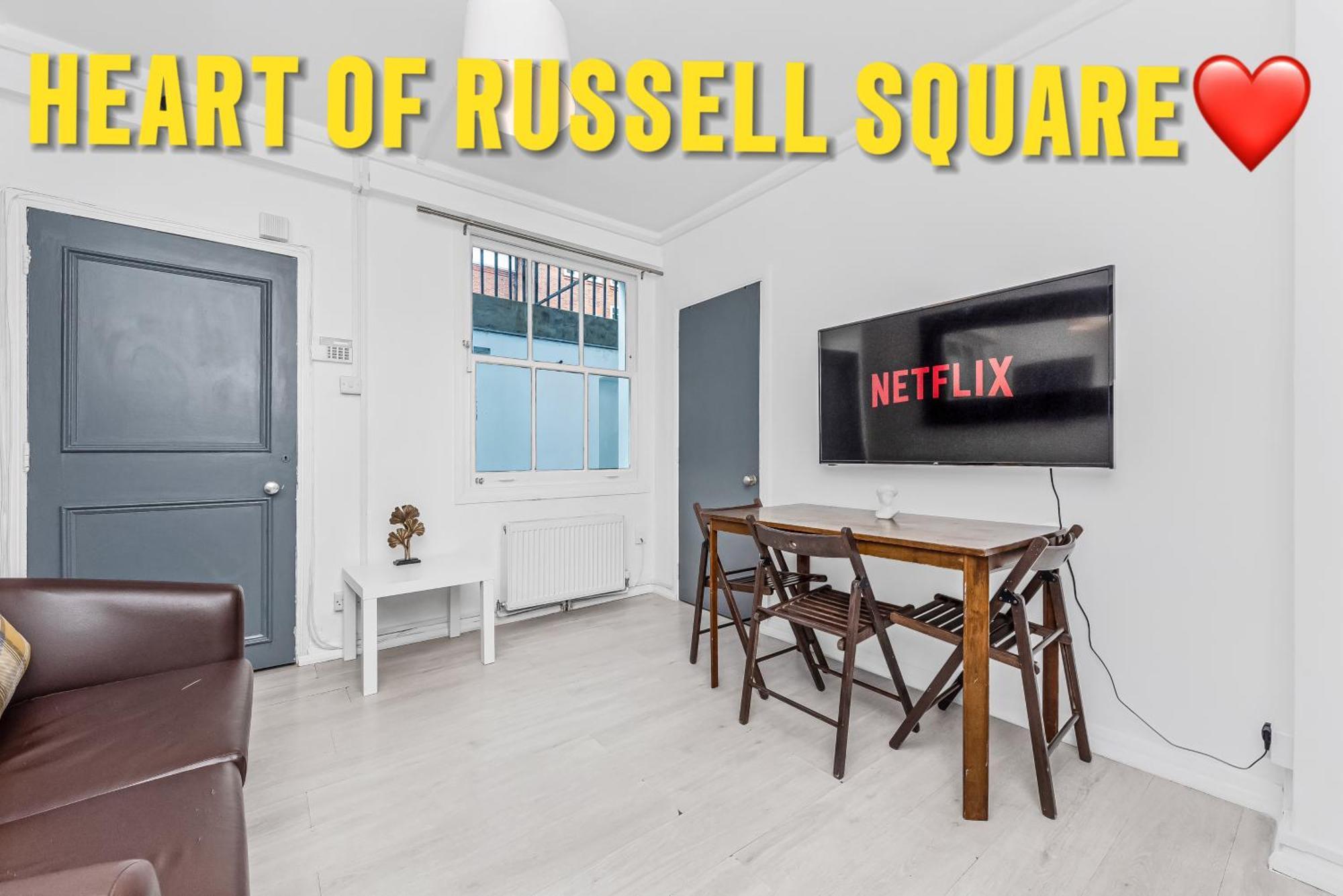 Fantastic 4 Bedroom In Russell Square Apartment London