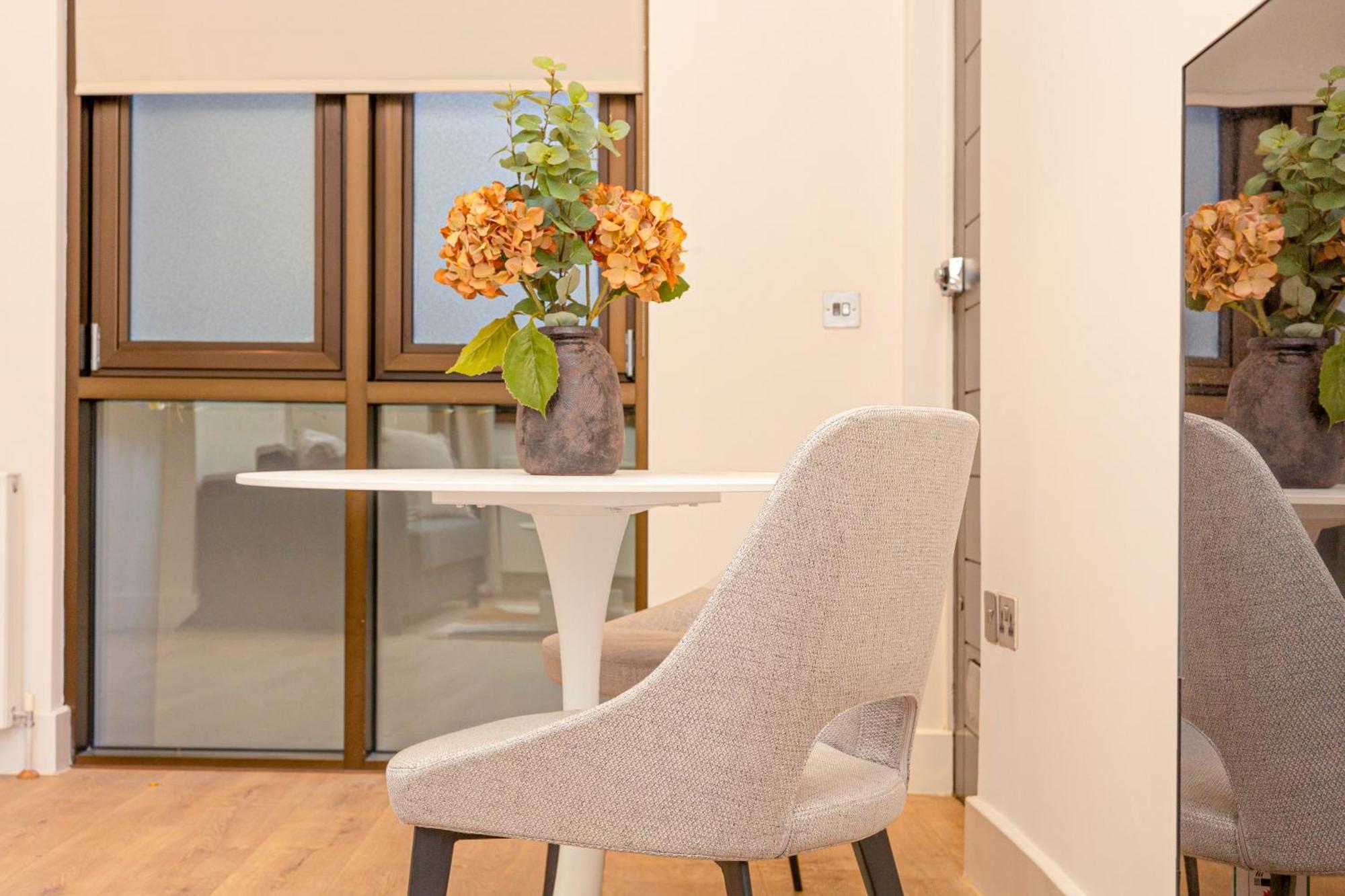 Modern Serviced 3 Minutes From Blackfriars Station * Londres