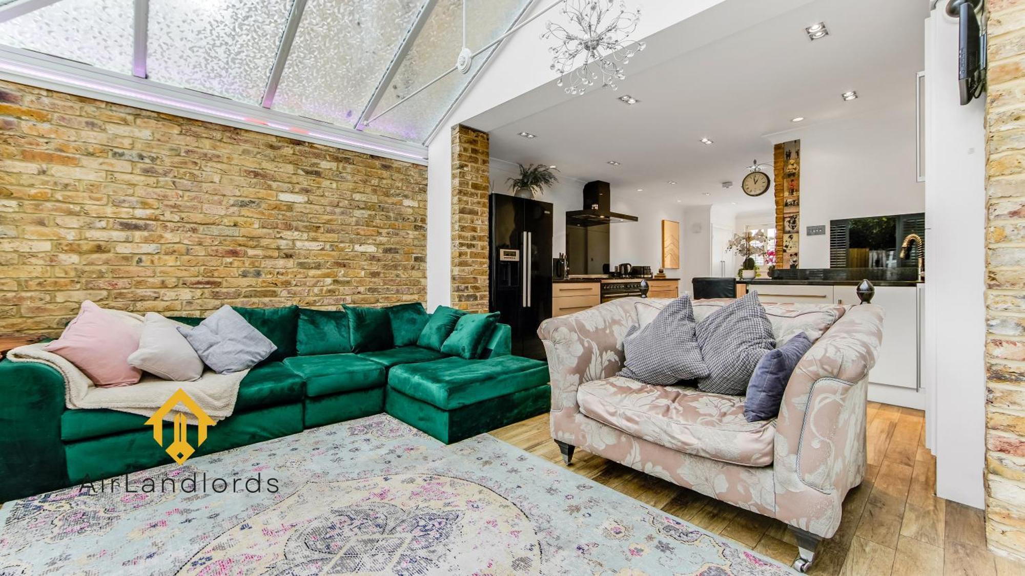 Exclusive 4 Bedroom House In The Heart Of Hackney! * Londres