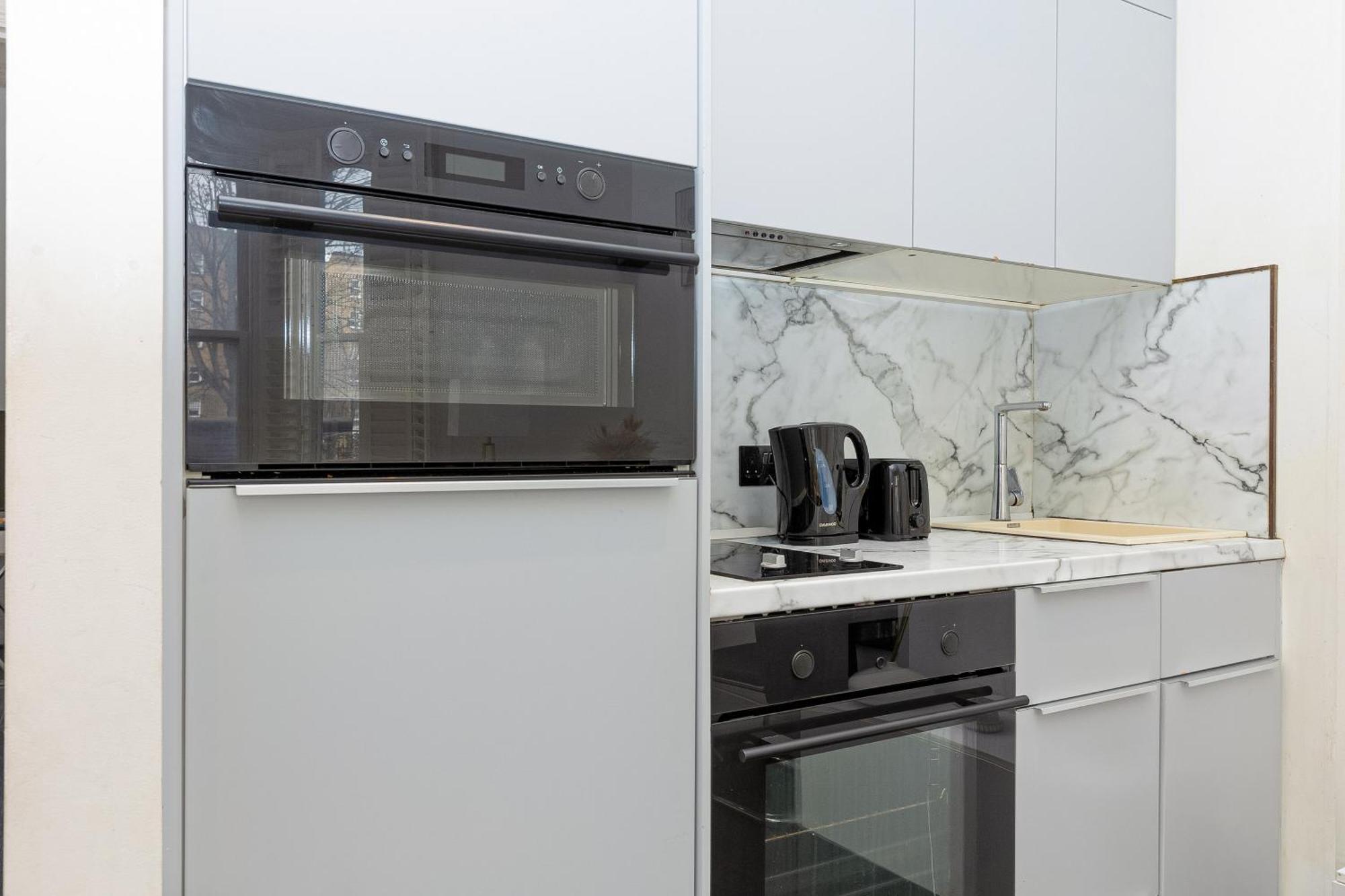 Lovely 2br Flat In Kensington, 2 Minutes Tube