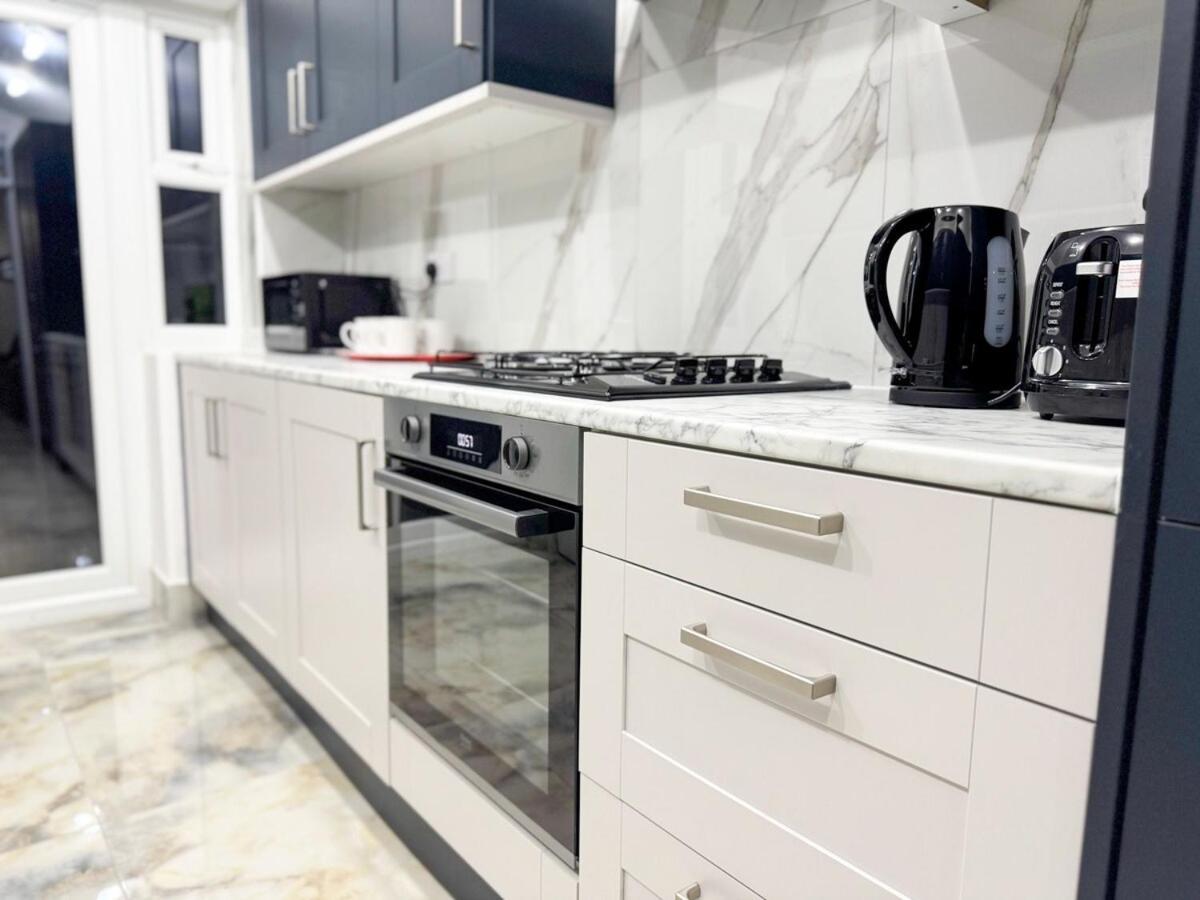 Appartement North Spacious 7- Bedroom House *