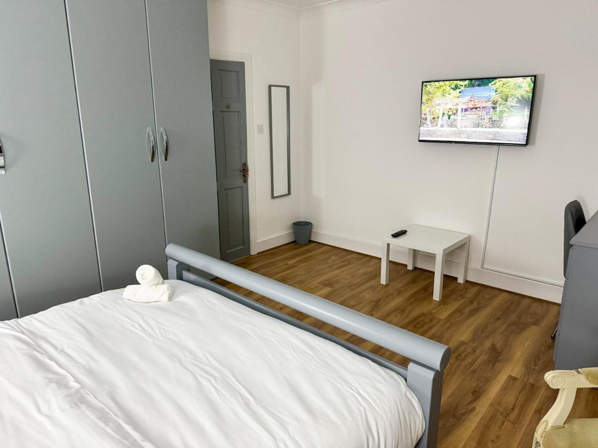 Appartement North Spacious 7- Bedroom House