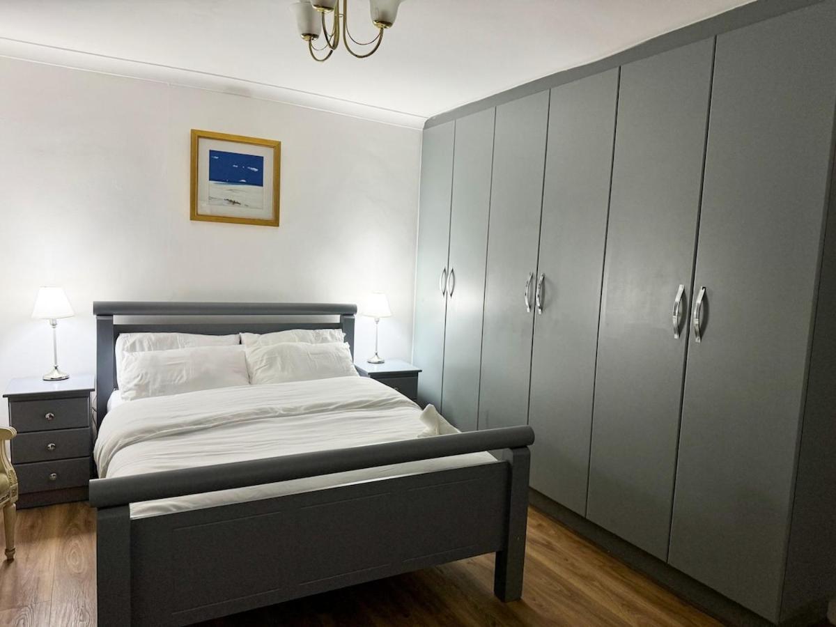 Appartement North Spacious 7- Bedroom House Londres