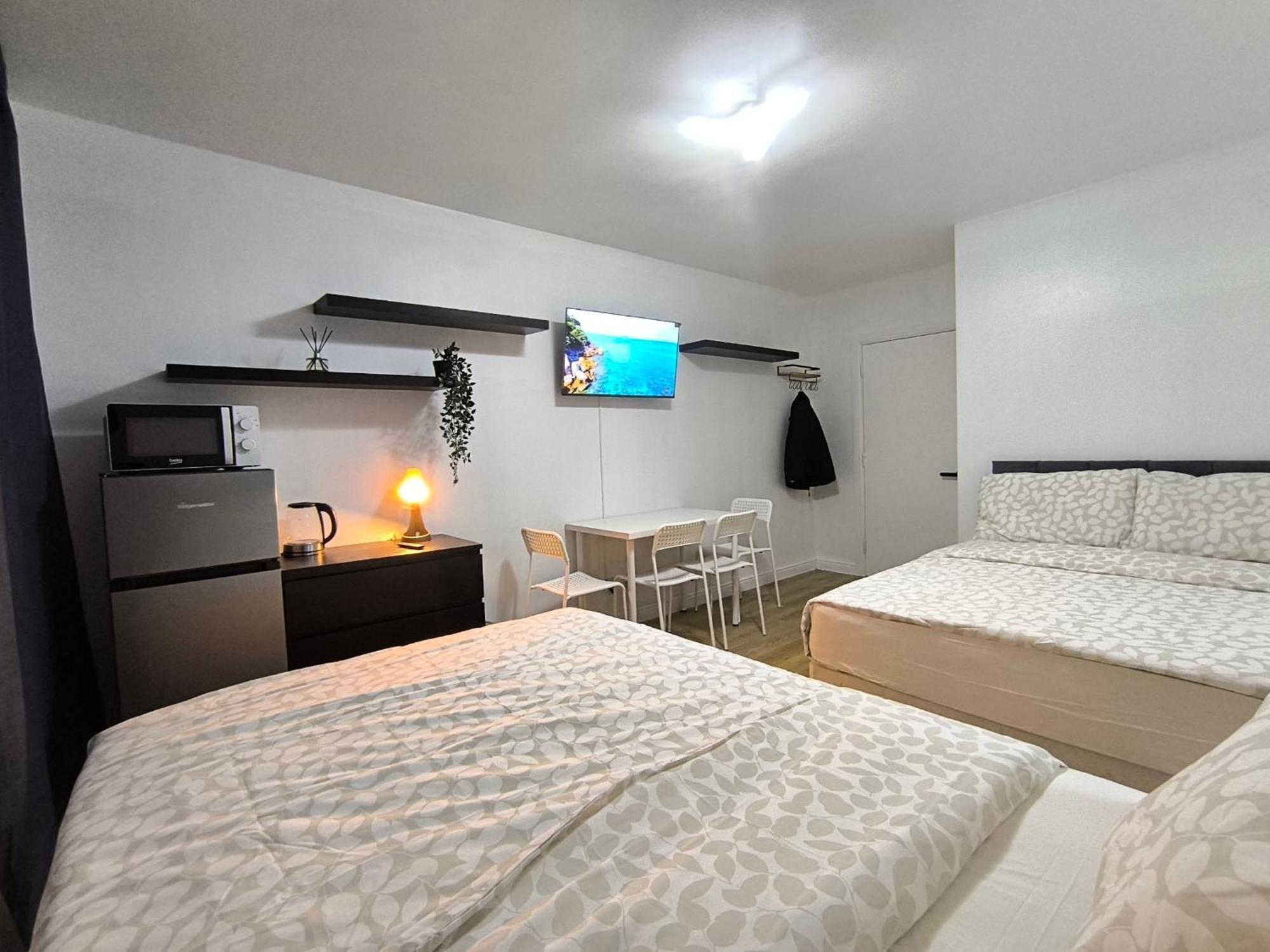4 Person 3min From South Wimbeldon Tube Station Room2 * Londres