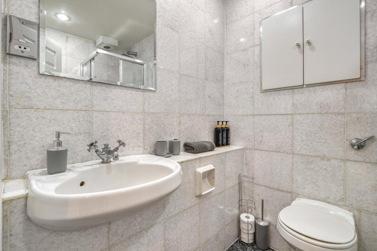 4bed 3bath Penthouse * London