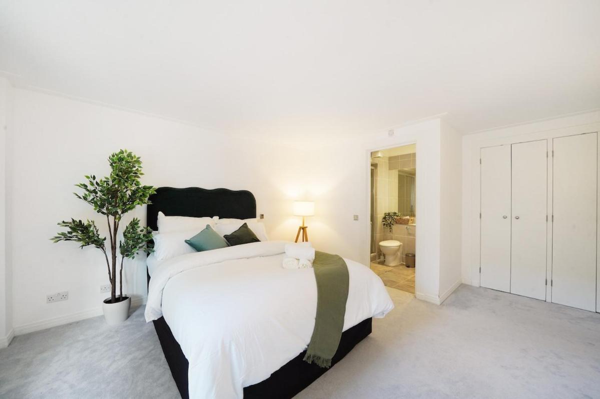 Modern Cosy 2 Bed In Westminster, Appartement Londen