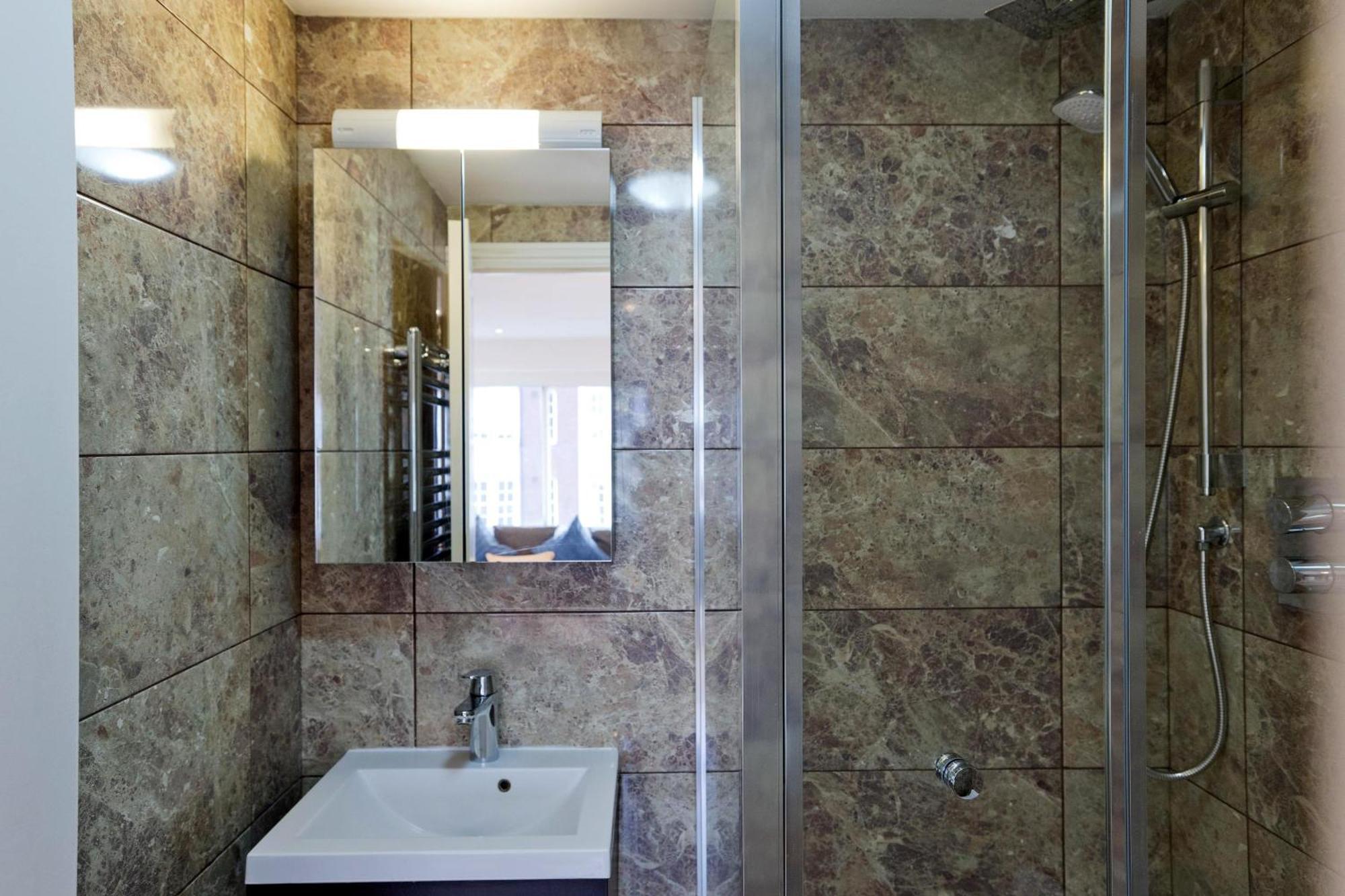 Appartement Imperial Queensway