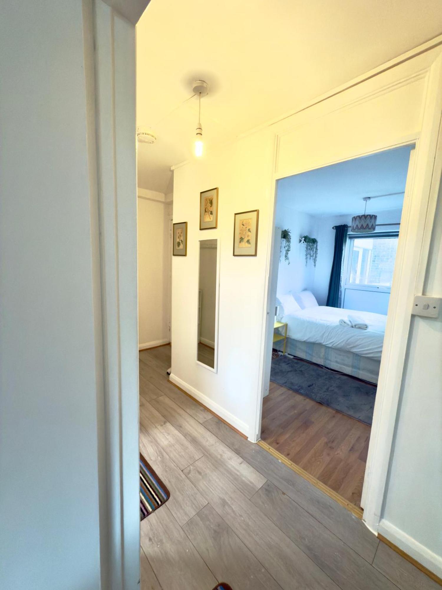 Stylish Two Bedroom Apartamento *
