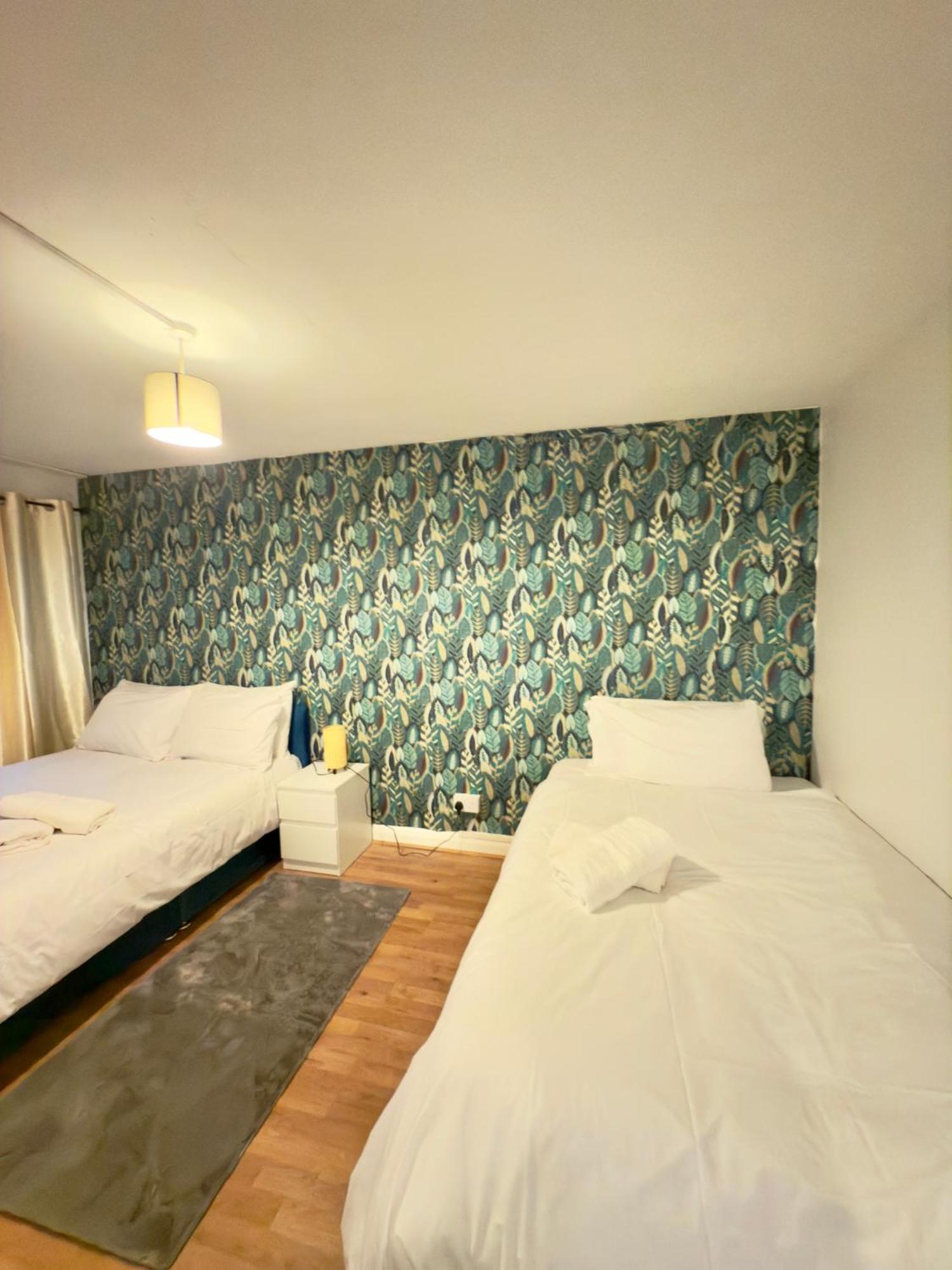 Stylish Two Bedroom Londres