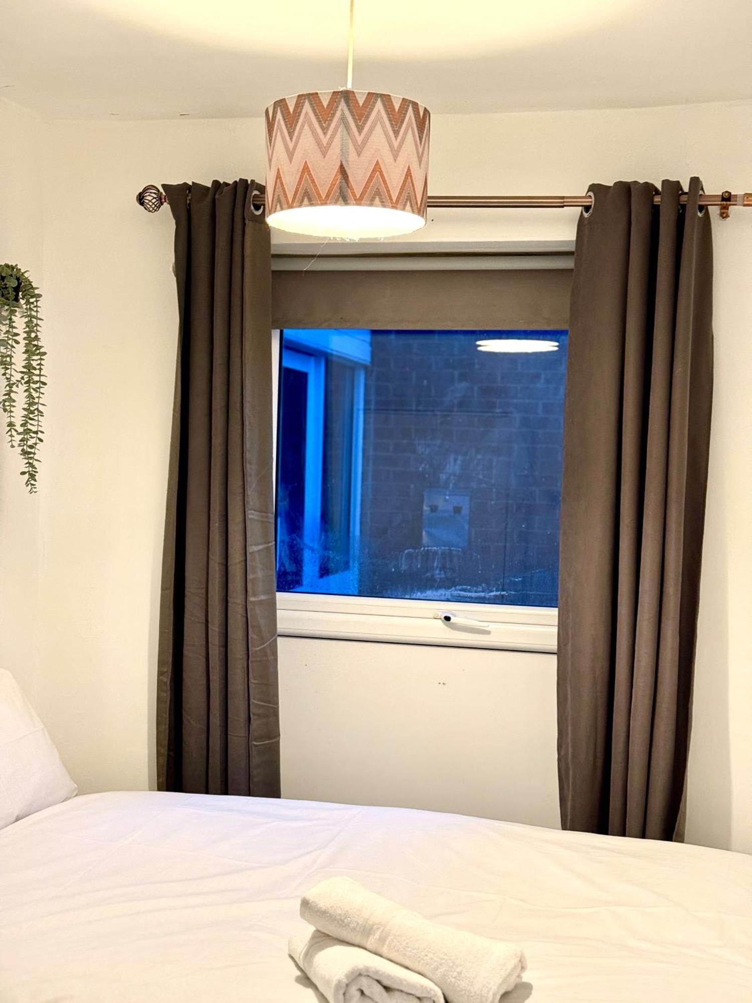 Stylish Two Bedroom Apartamento Londres
