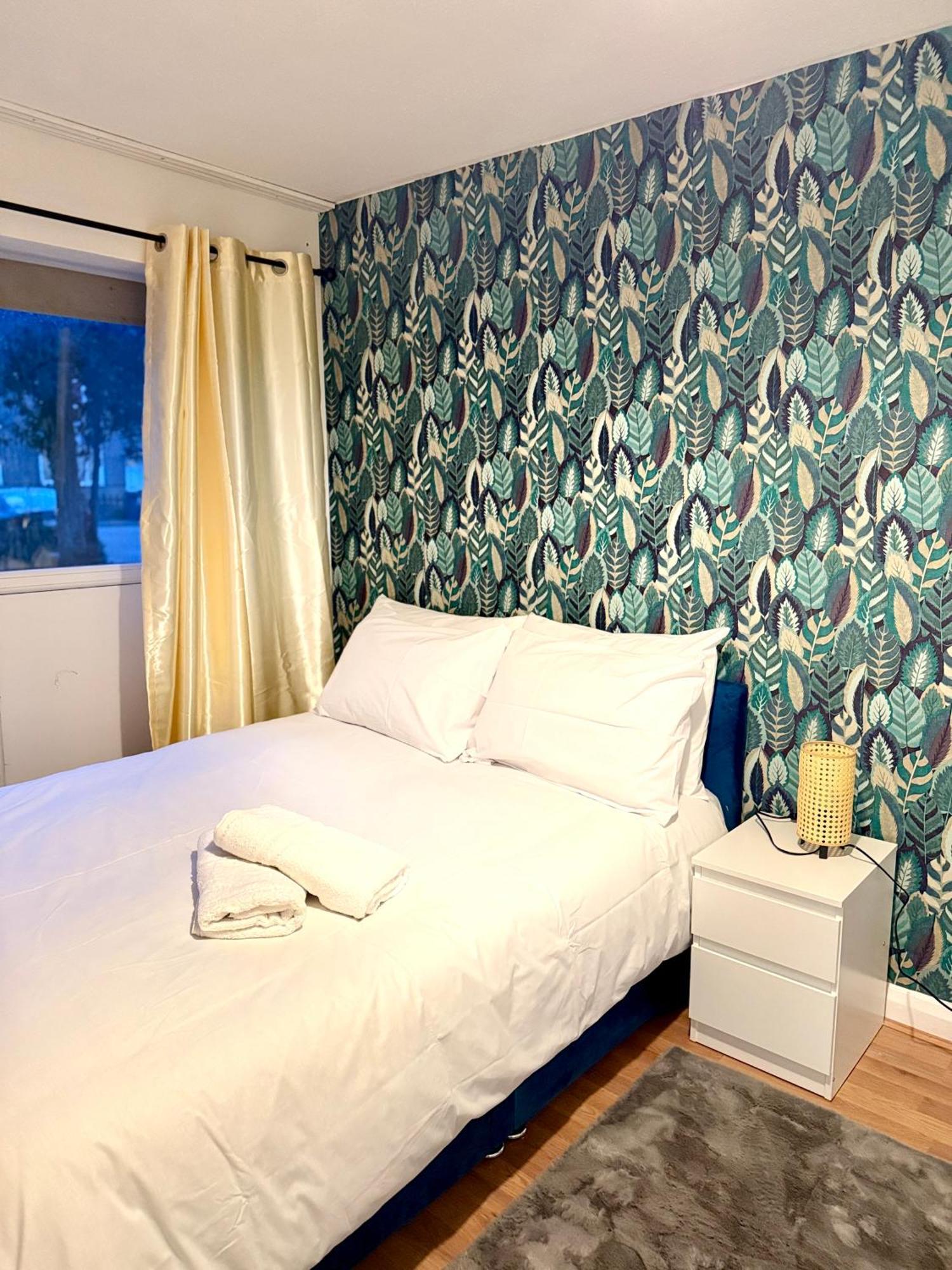Stylish Two Bedroom Apartamento Londres