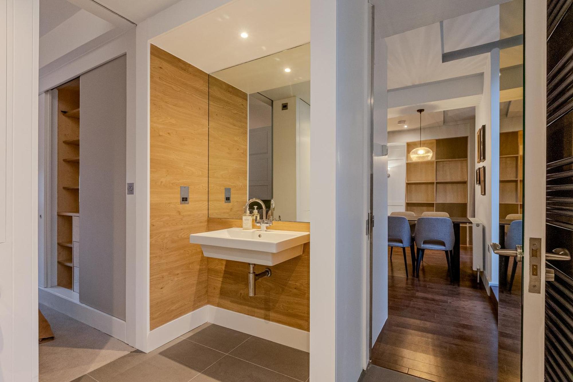 Modern Serviced 3 Minutes From Blackfriars Station