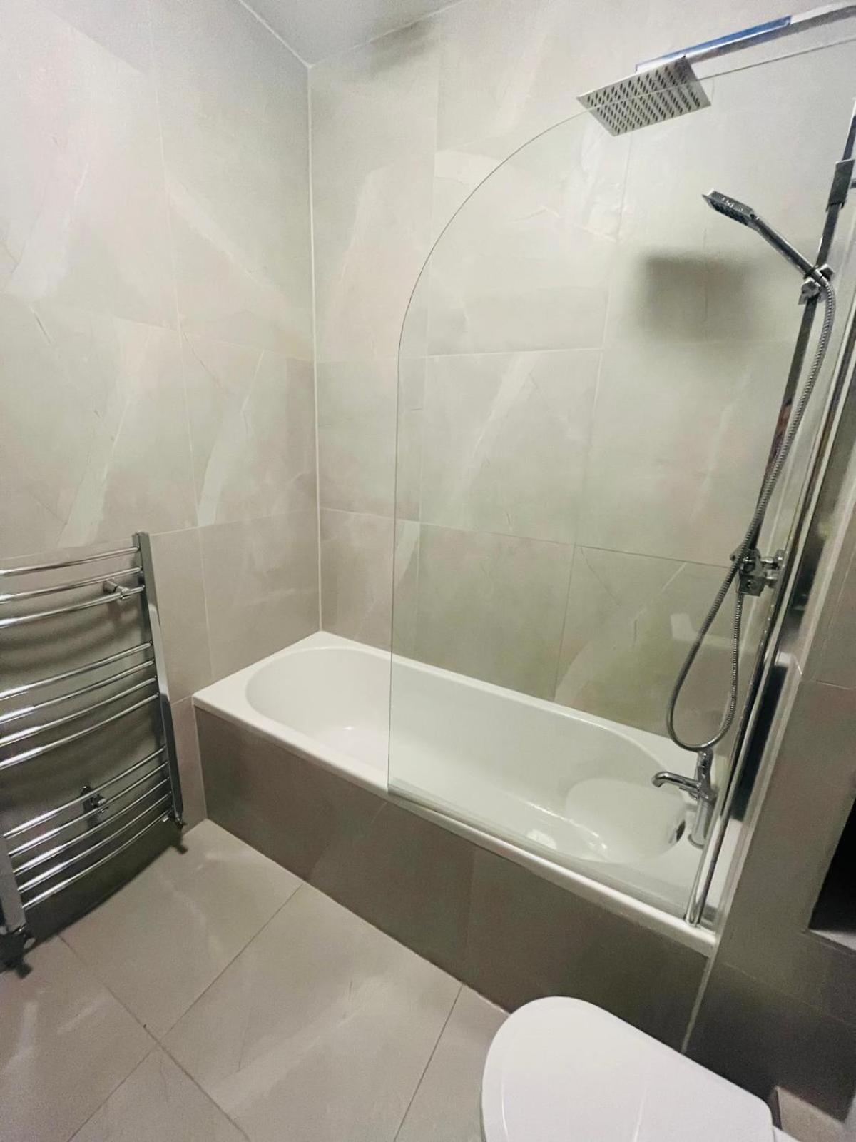 Maison d'hôtes Kilburn Guest 167