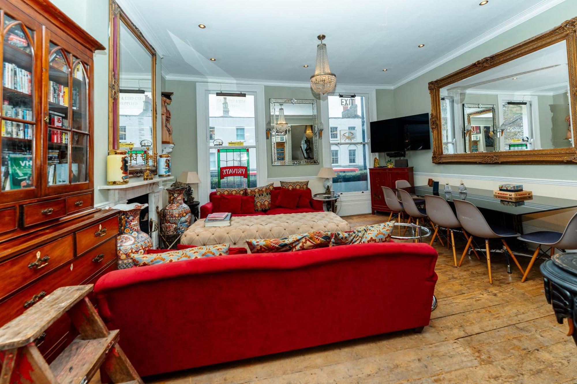 Ultrachic Georgian Townhouse In * Londres
