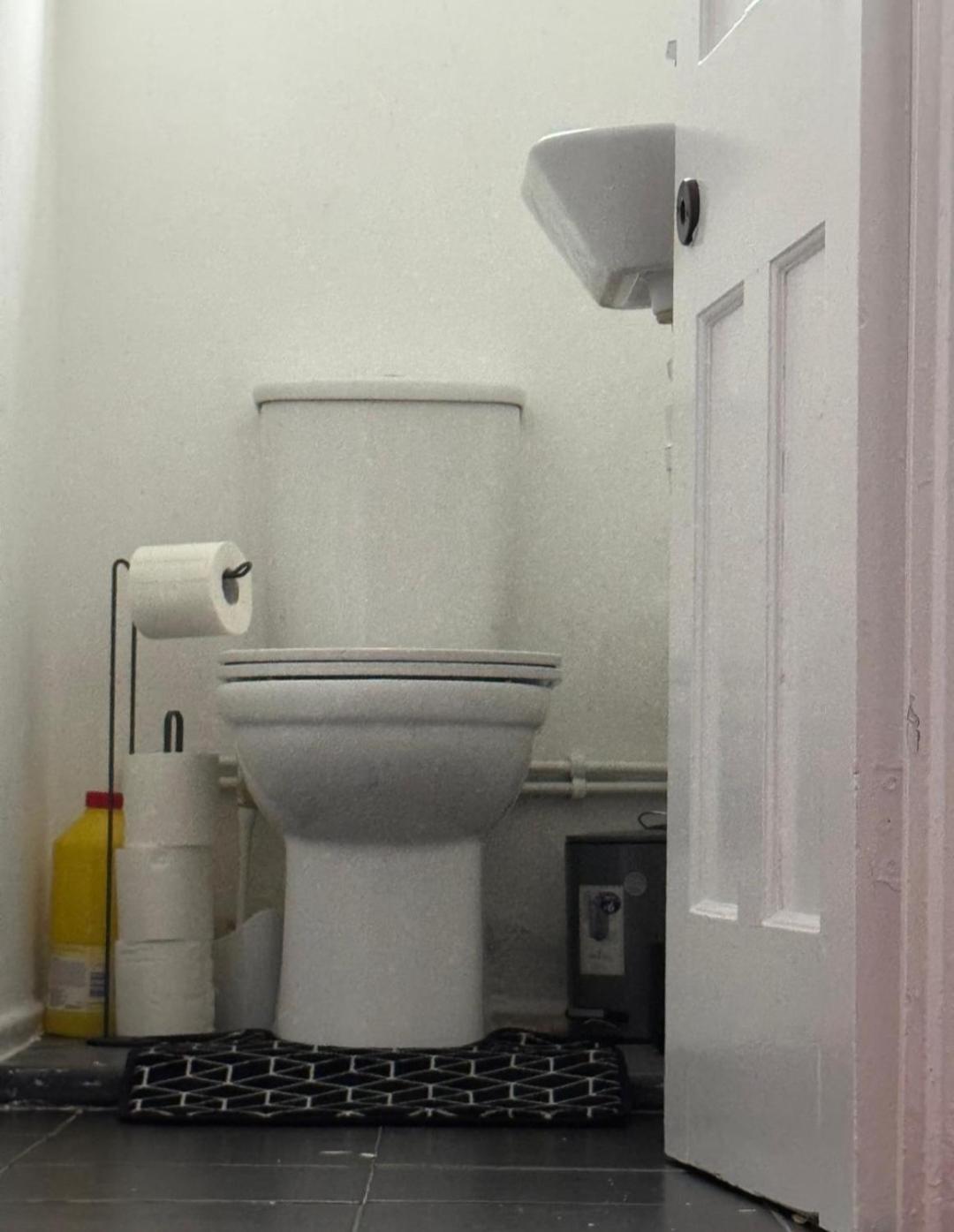 House Near Greenwich, Free Parking, Free Wifi