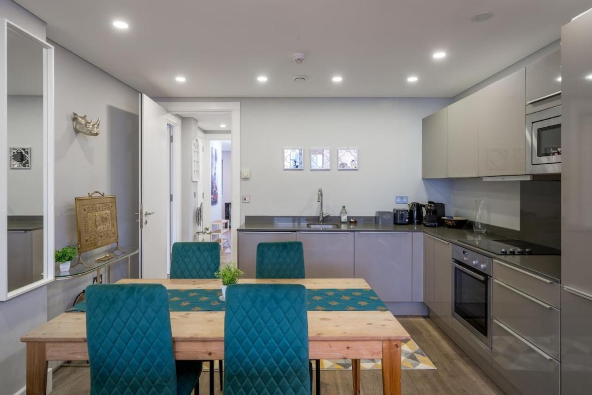 Prestige Lux 3bed 2bath Juliet Balcony On River Notting Hill Londres