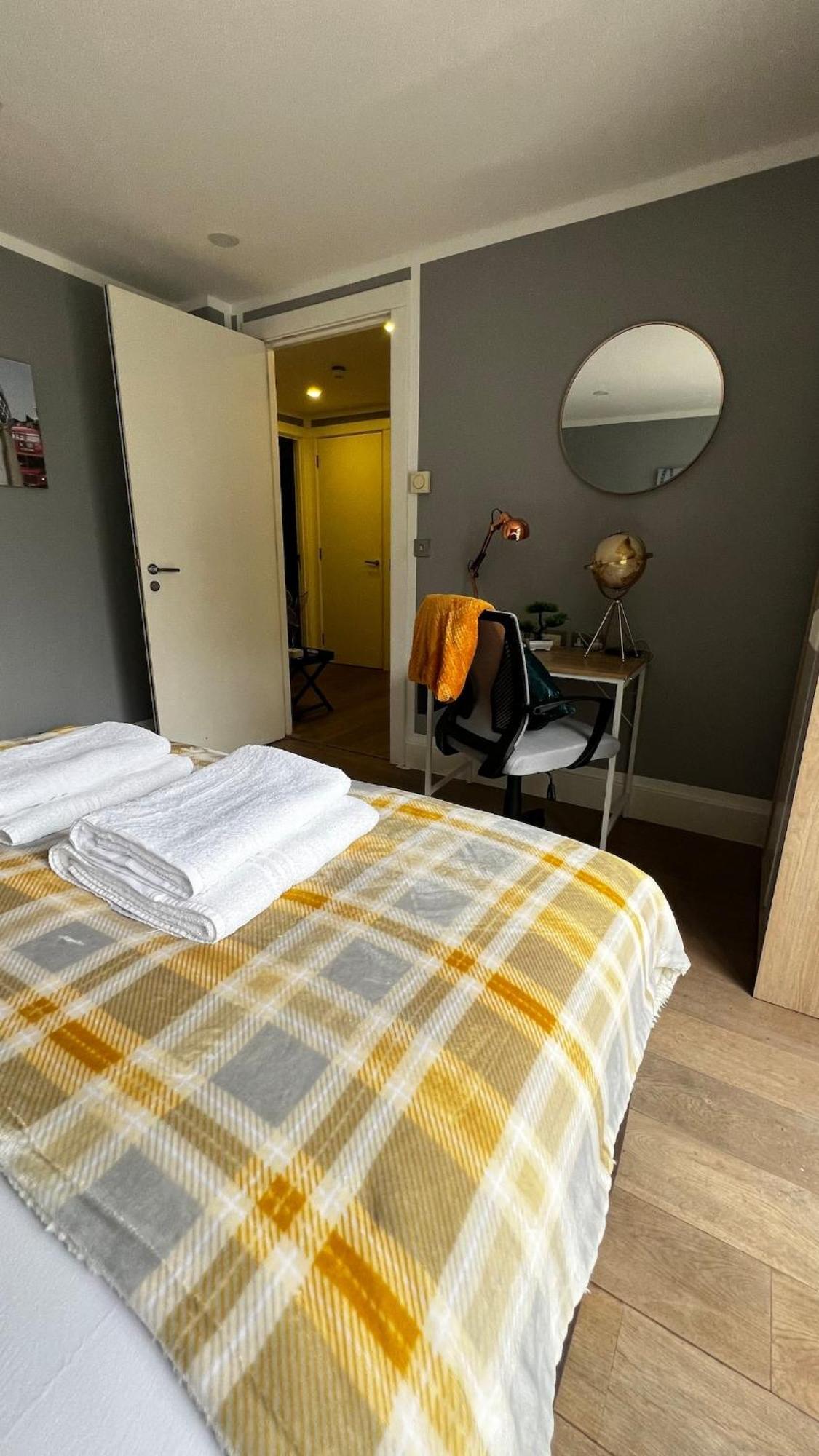 Prestige Lux 3bed 2bath Juliet Balcony On River Notting Hill * Londres