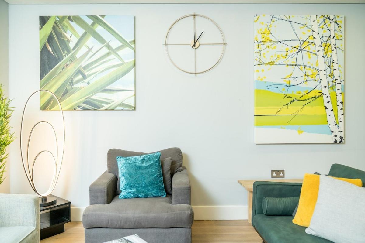Prestige Lux 3bed 2bath Juliet Balcony On River Notting Hill Londres