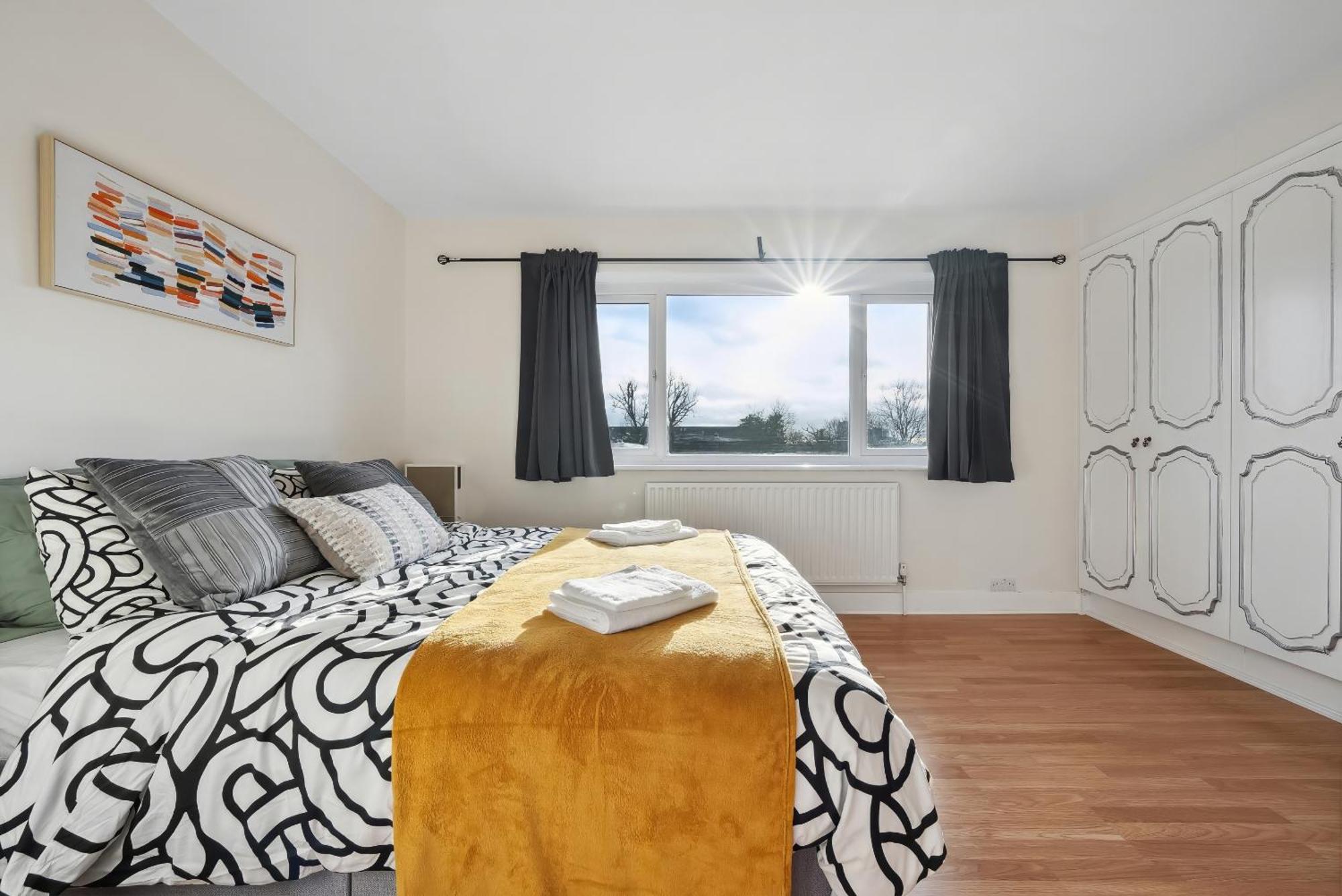 Vichy - Edgware Way 2 Bed Modern Apartamento Londres