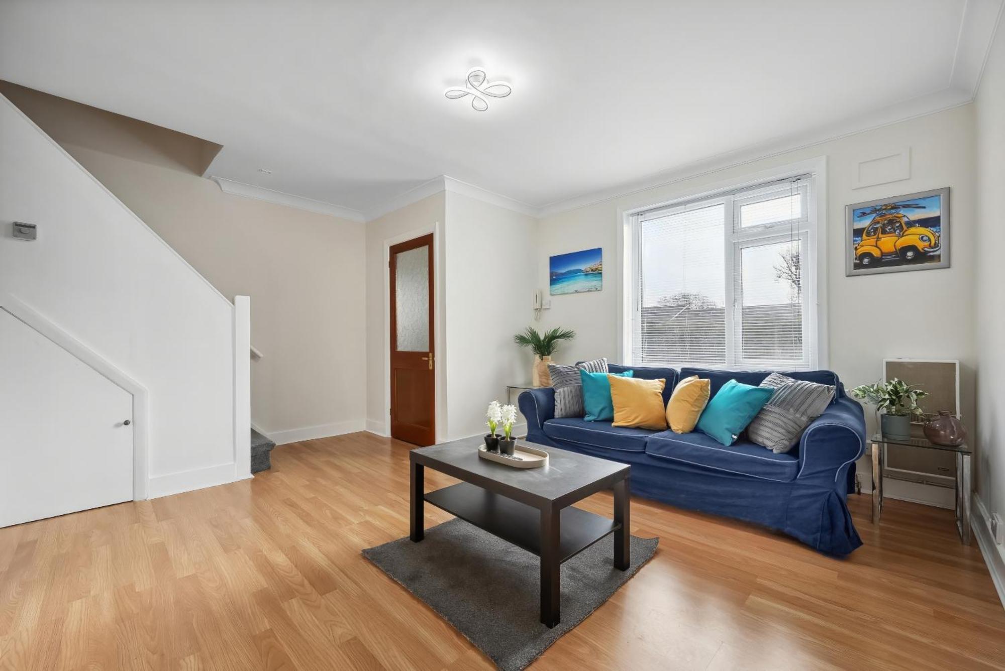 Vichy - Edgware Way 2 Bed Modern Londres