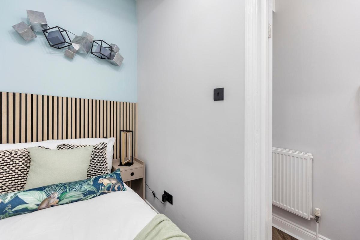 Apartamento Modern 2 Bed In Bow With Garden *