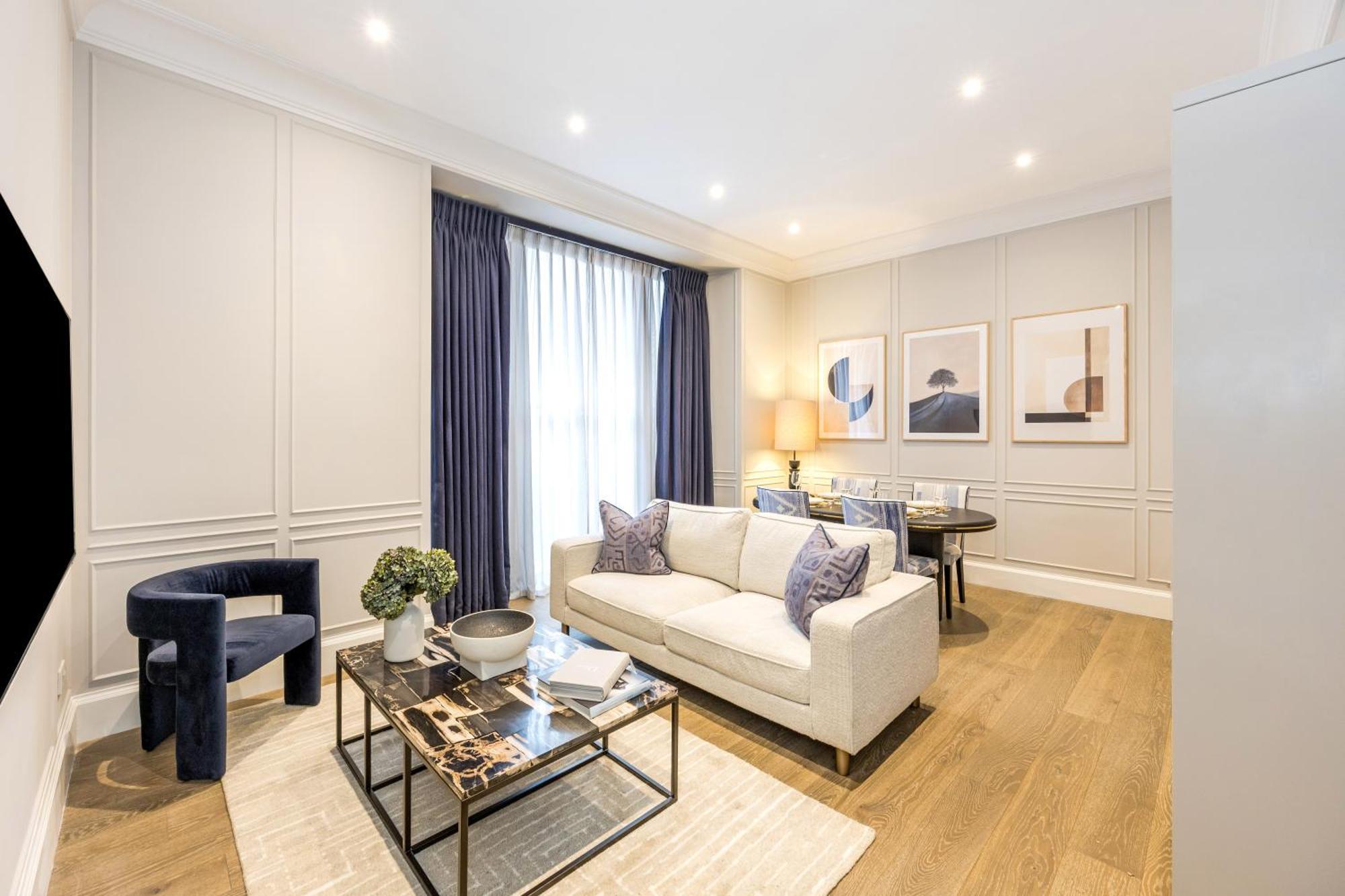 Buckingham & Lloyds Knightsbridge Aparthotel 5*