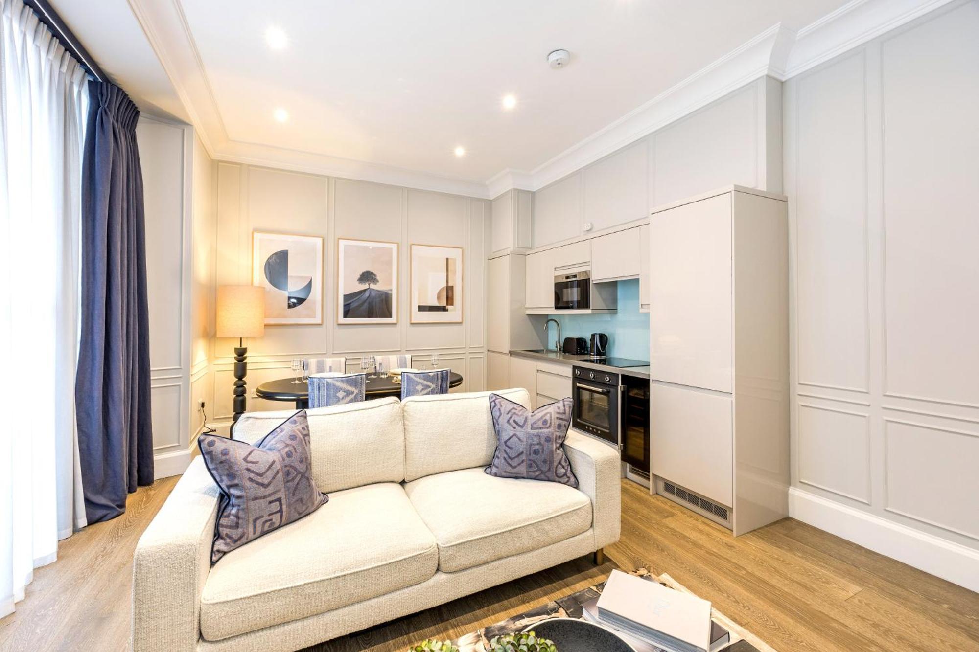 Buckingham & Lloyds Knightsbridge 5*