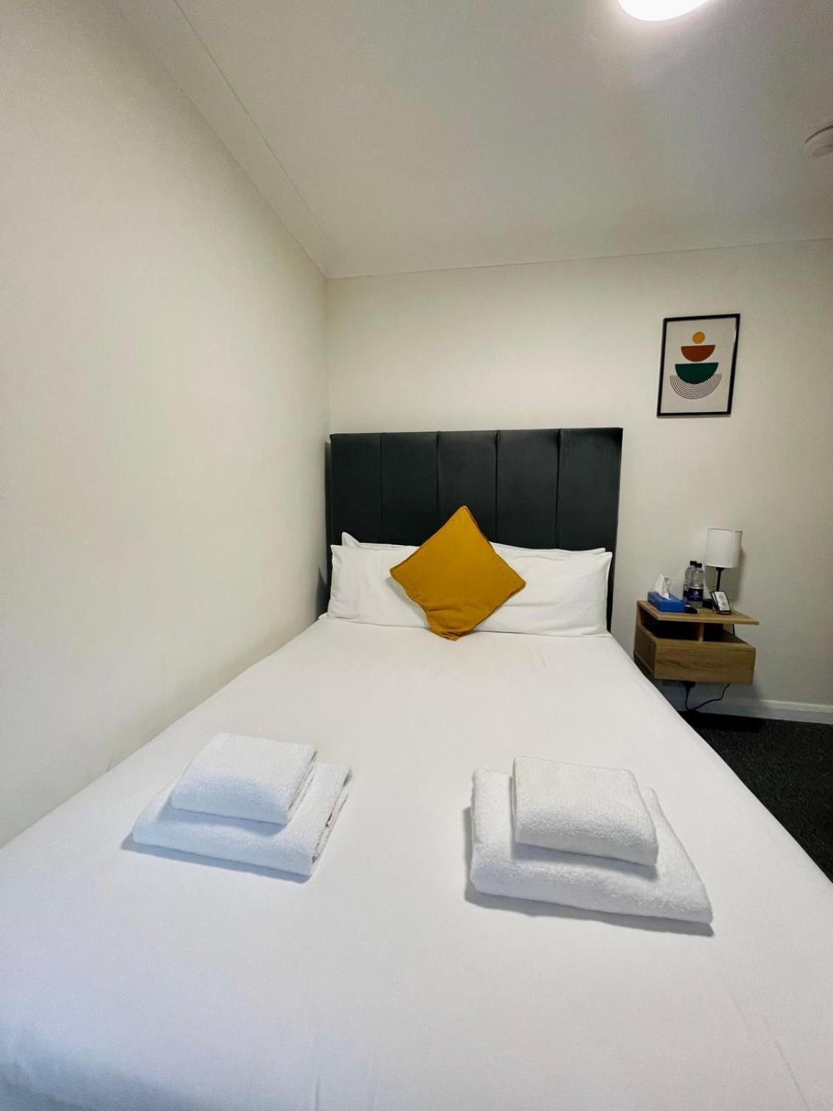 Woodford 3* Londres