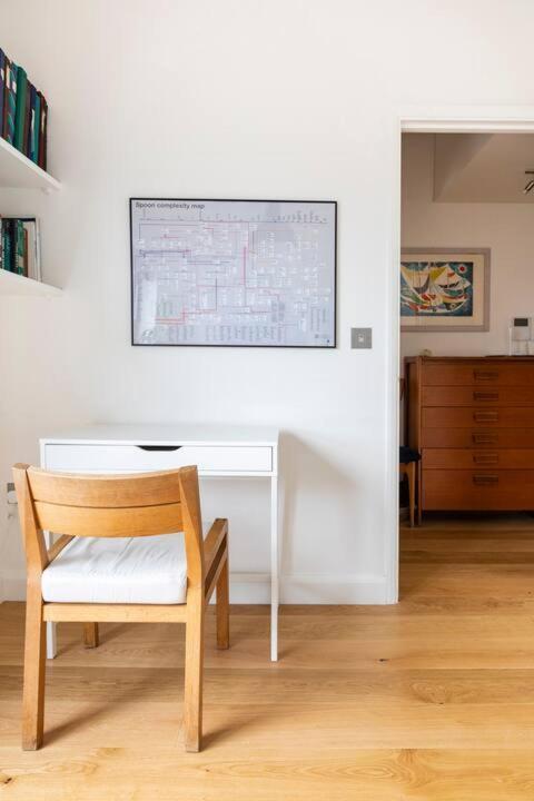 Spacious Bright W/private Br, View & Terrace. * Londres