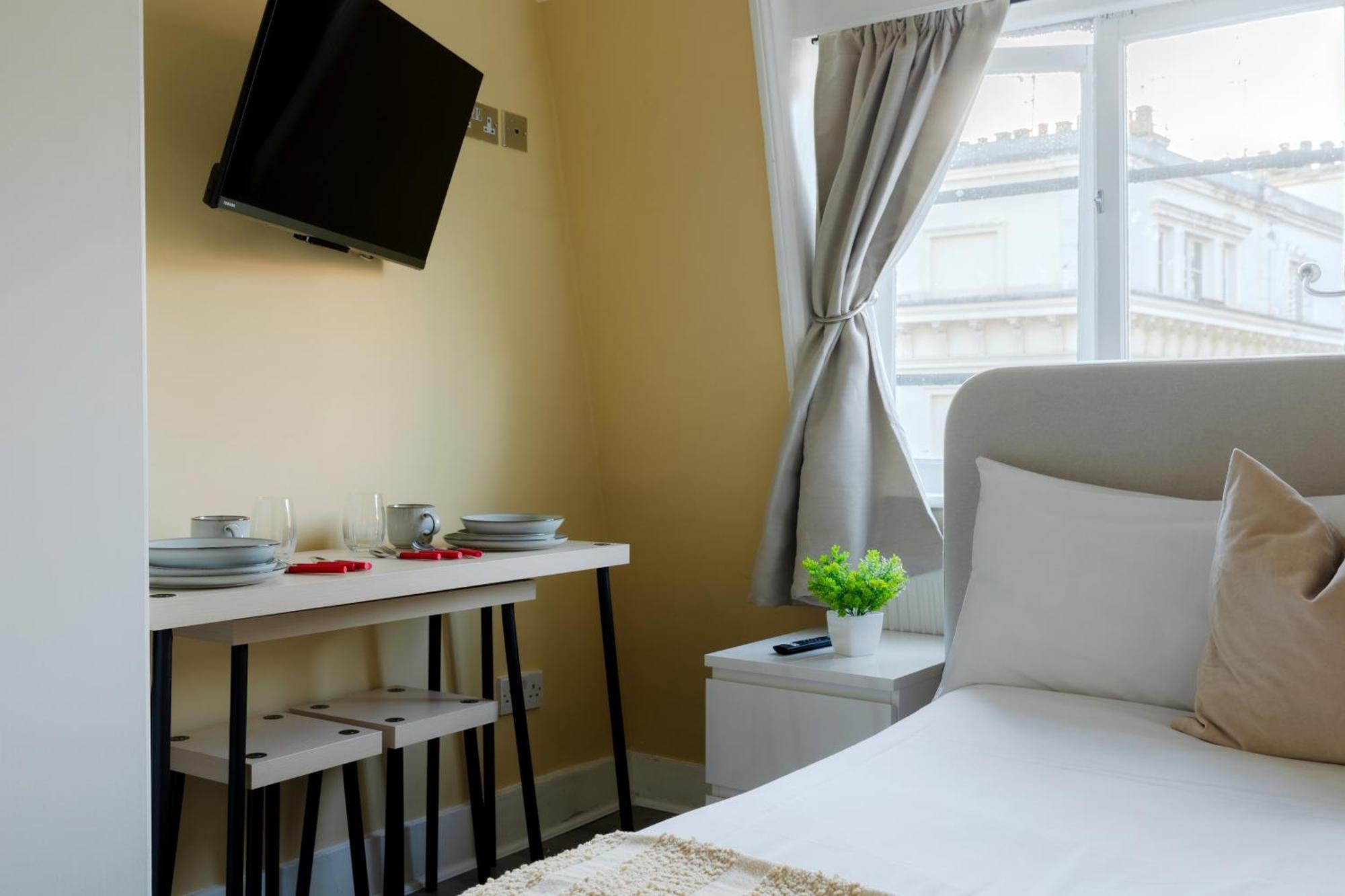 Devonshire Terrace Holiday home London