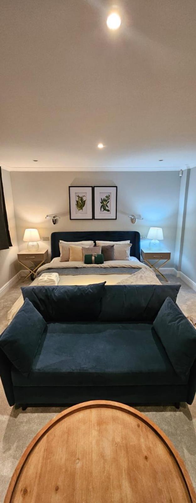Estatesmen Park Lane Mayfair Apartment *