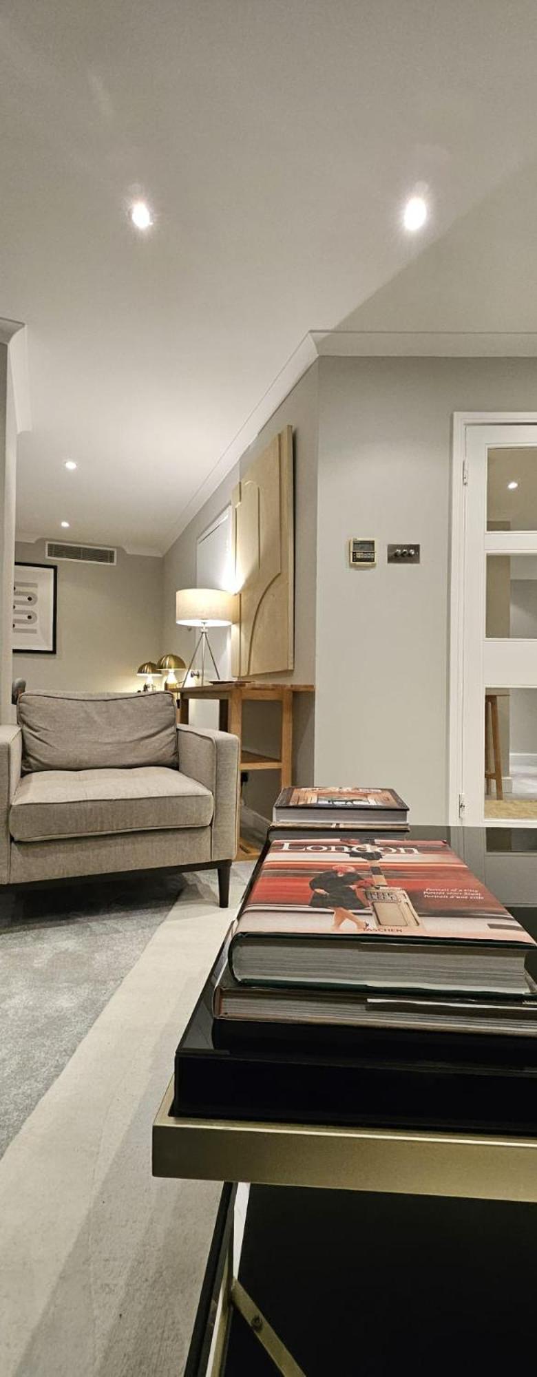 Estatesmen Park Lane Mayfair Apartment *