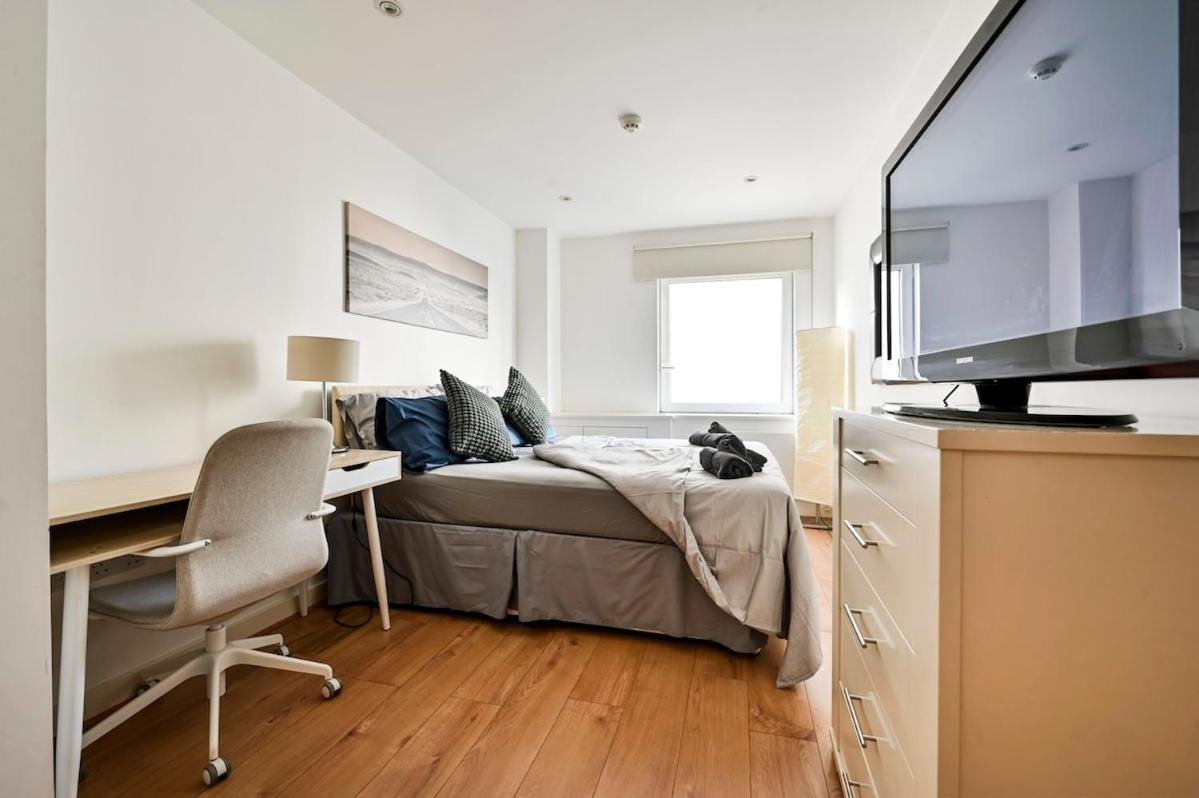 Luxury 3 Bed Next Victoria Station Londres