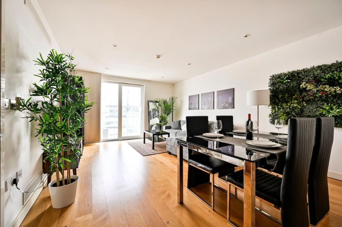 Apartamento Luxury 3 Bed Next Victoria Station Londres