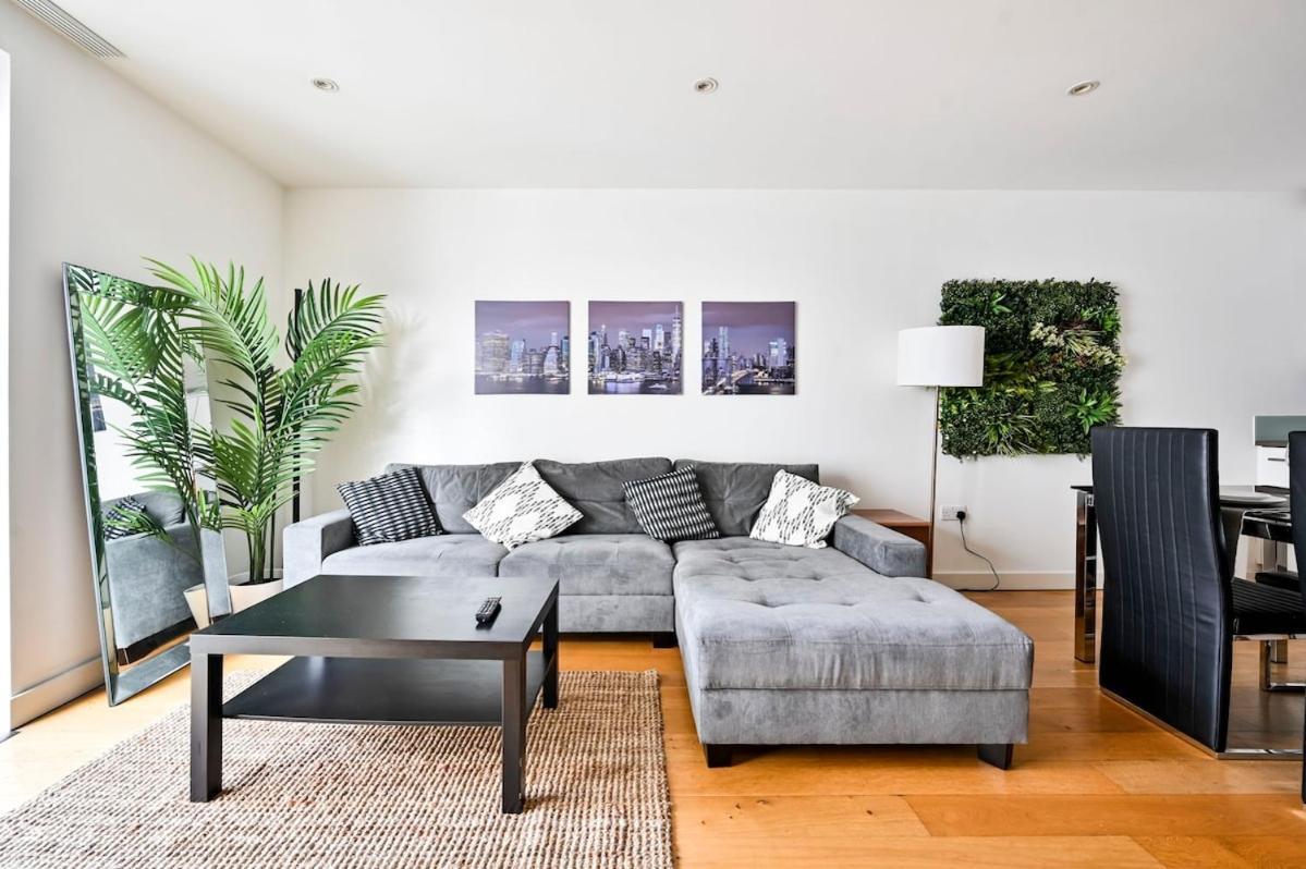 Luxury 3 Bed Next Victoria Station Apartamento Londres