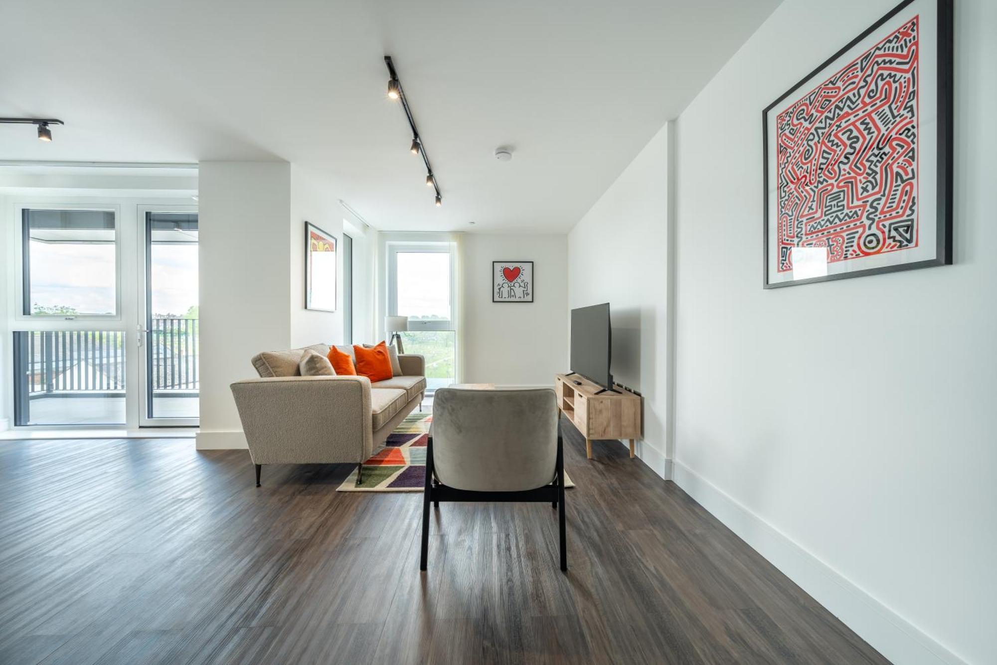 Mitre Haring By Artsy * Londres