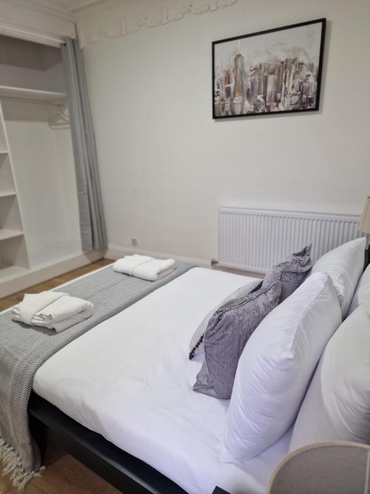 Comfortable Flat For 10 Near Paddington Apartamento