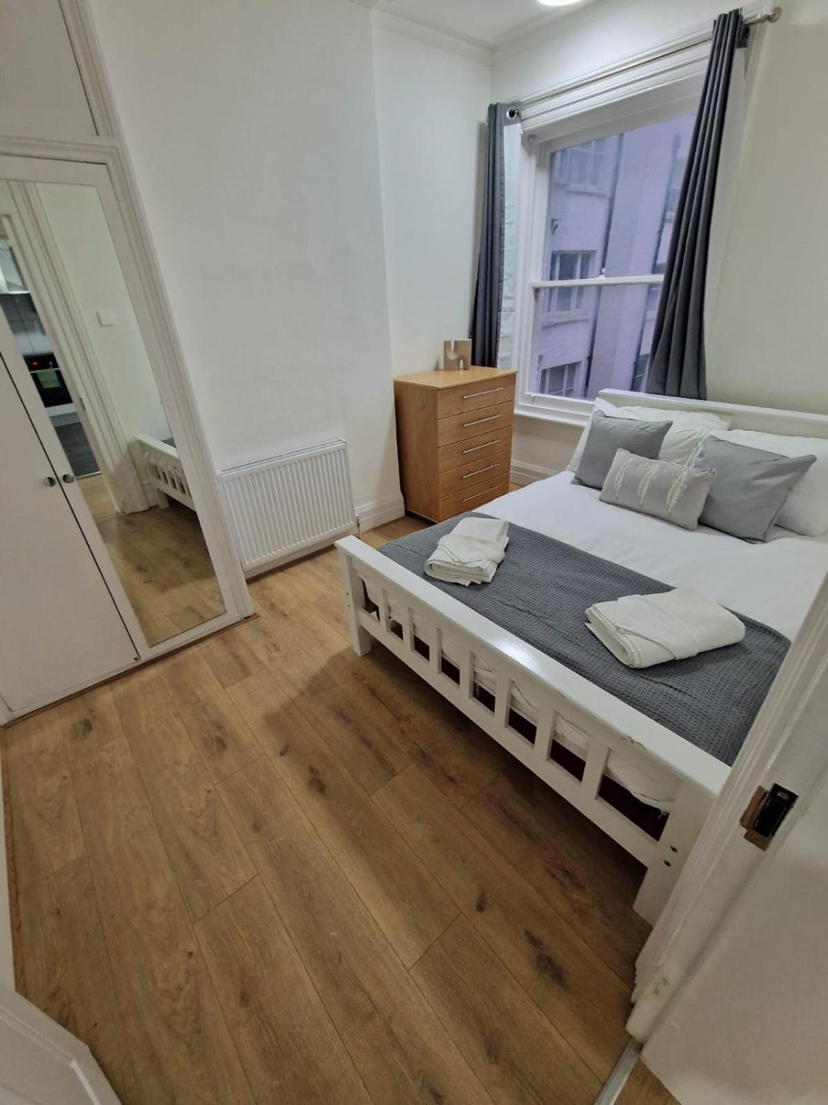 Comfortable Flat For 10 Near Paddington Londres