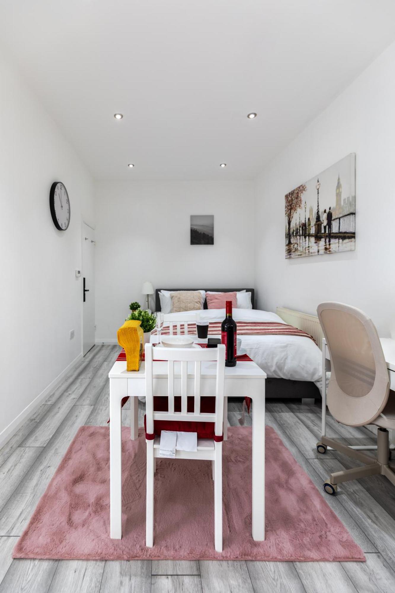 Deluxe - Airport & Excel Ideal For Long Apartment