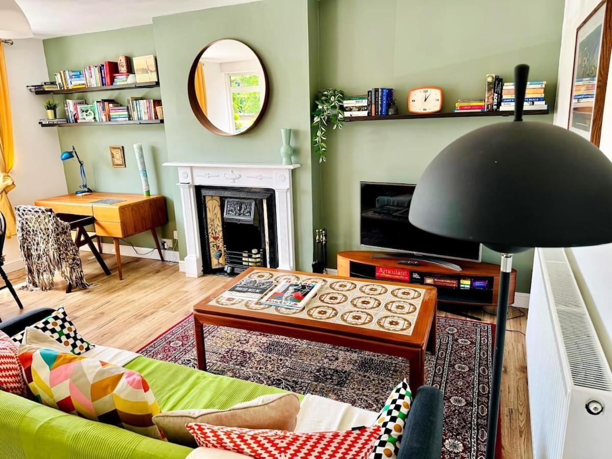 Modern Flat At Selden House Londres