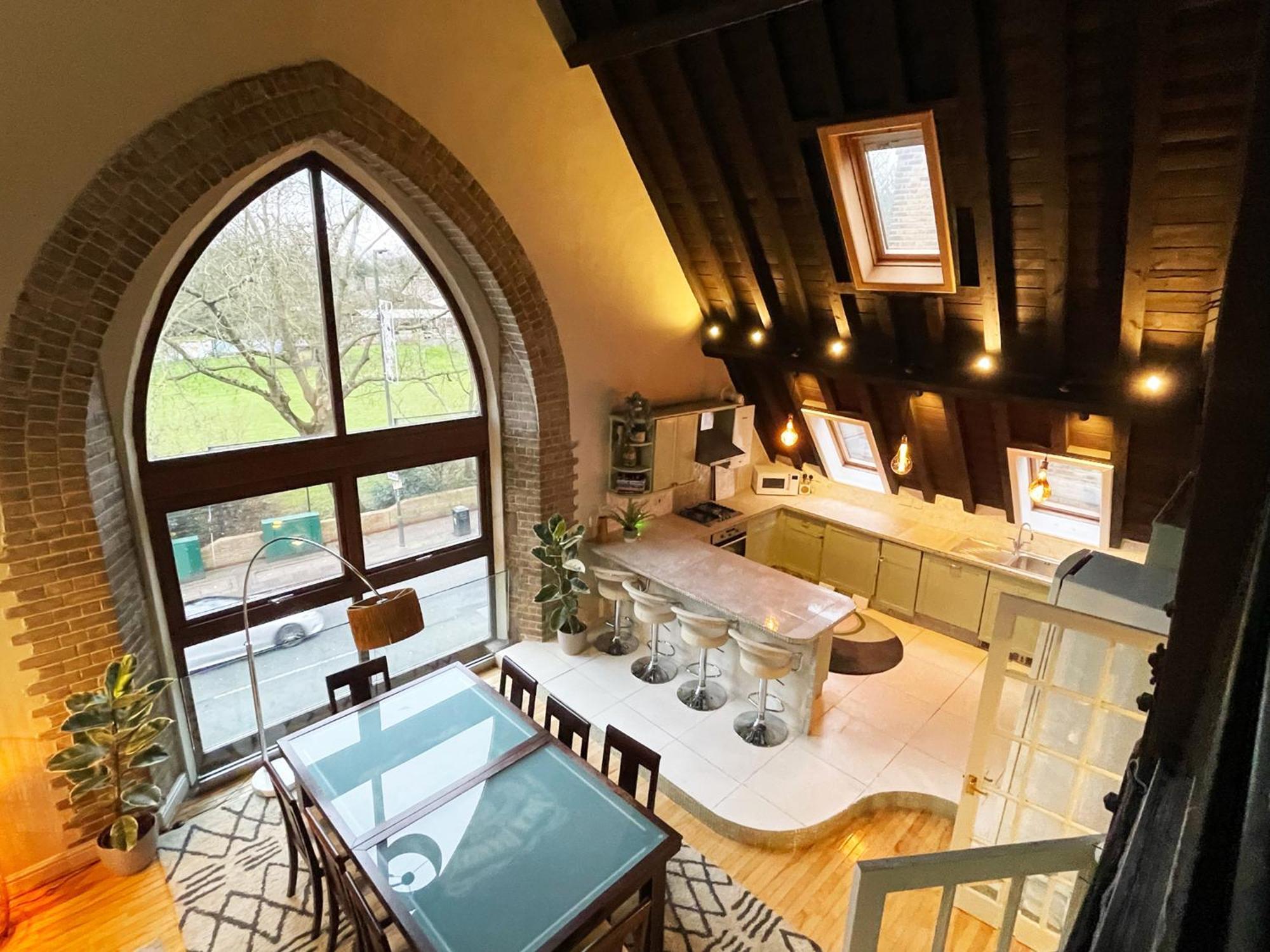 Unique Crystal Palace Park Church Conversion Apartamento Londres