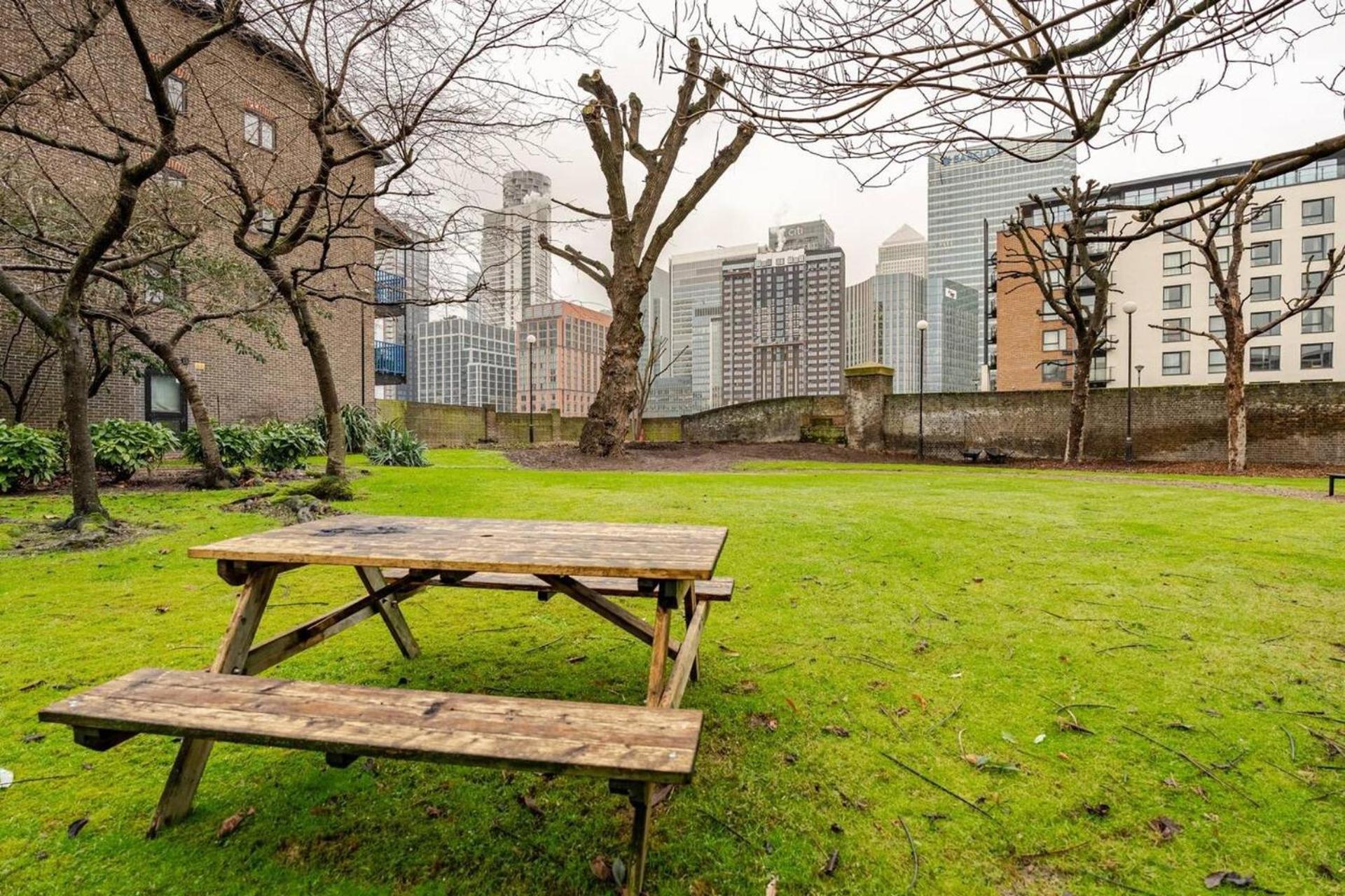 Private Garden Canary Wharf East Appartement