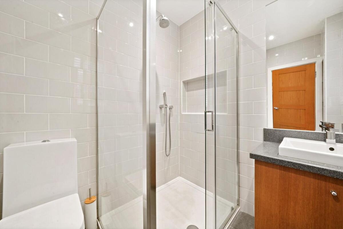 Heavenly Stays, Chelsea, Cozy 1bd Garden-view Nest