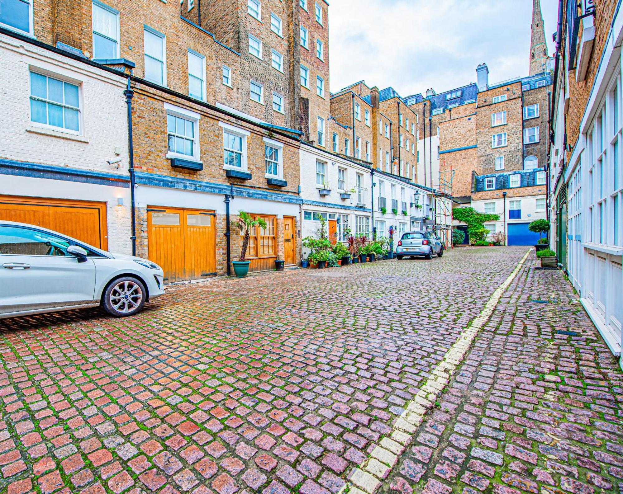 Luxury Mews House With Free Parking Apartamento