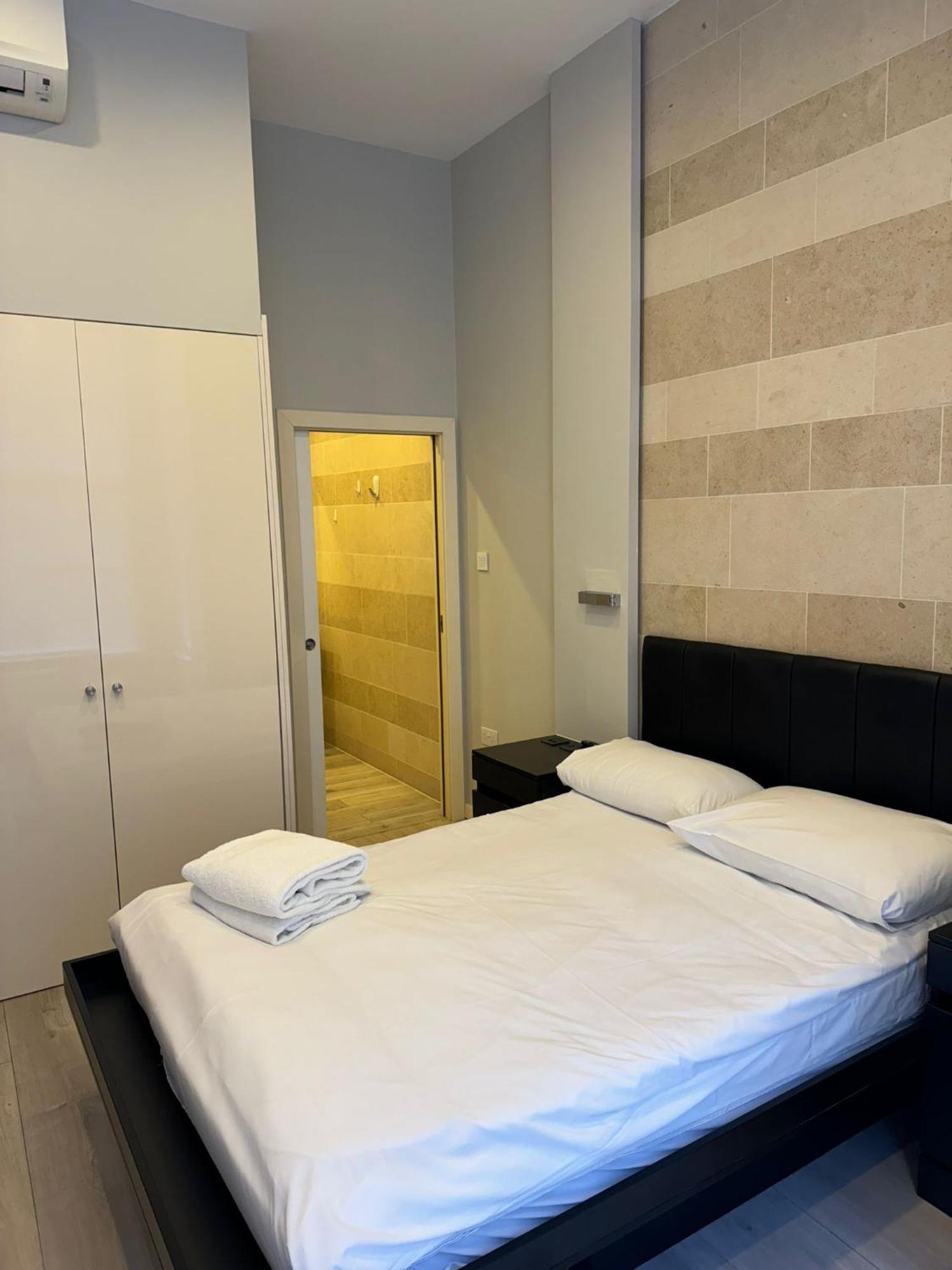 Appart hôtel 95 *