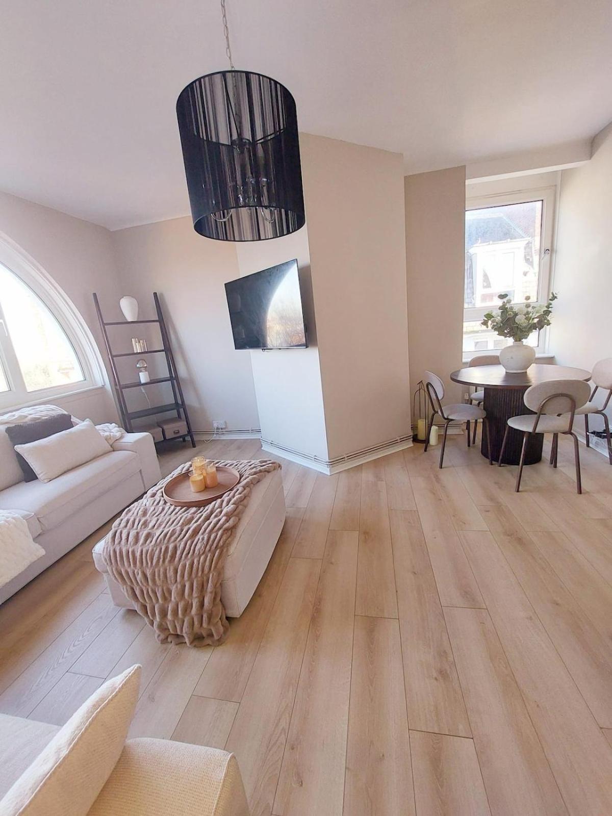 Light, Spacious Flat On Brixton Hill * Londres