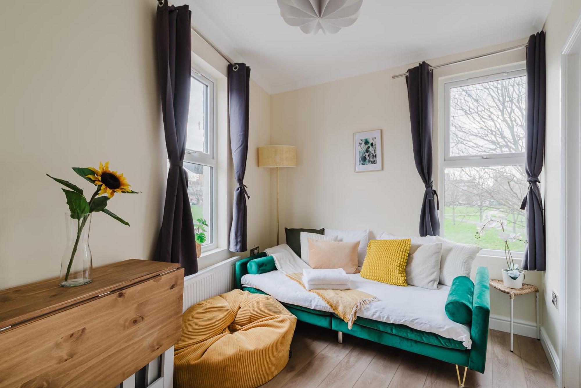 Modern Cosy Corner Flat 3 Bed And Loft Sleep 7 People Londres