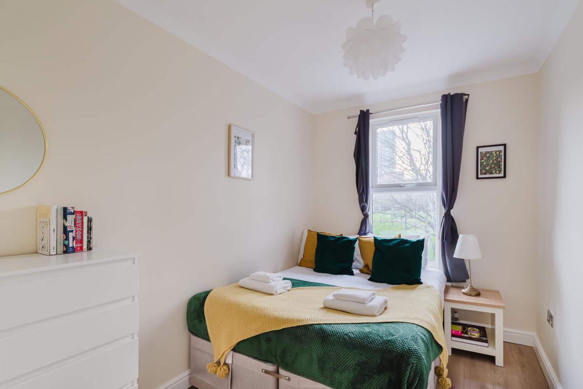 Modern Cosy Corner Flat - 2 Bed Close To 2x Tube Stations Appartement