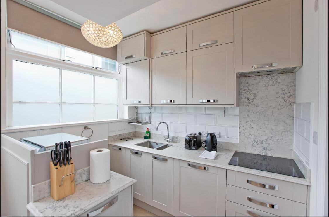 Cosy 2 Bed Modern Mews - Kings Cross