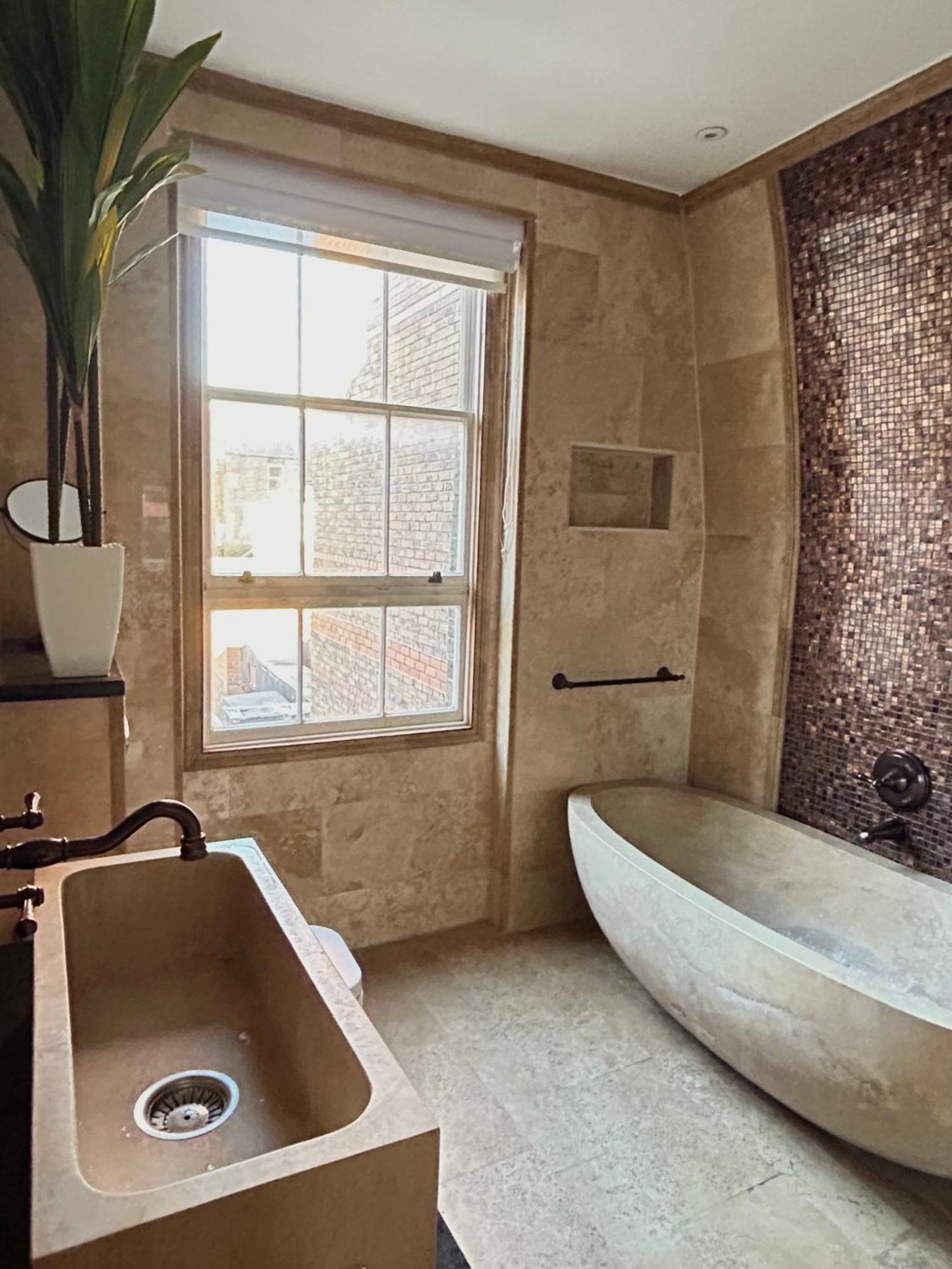 Mayfair - Two Bed, One Bath Appartement